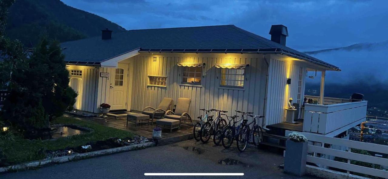 B&B I Flott Utsiktseiendom Otta Eksteriør billede